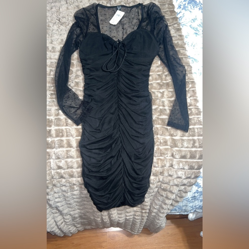 NWT Elegant Black Ruched Long-Sleeve short Dress